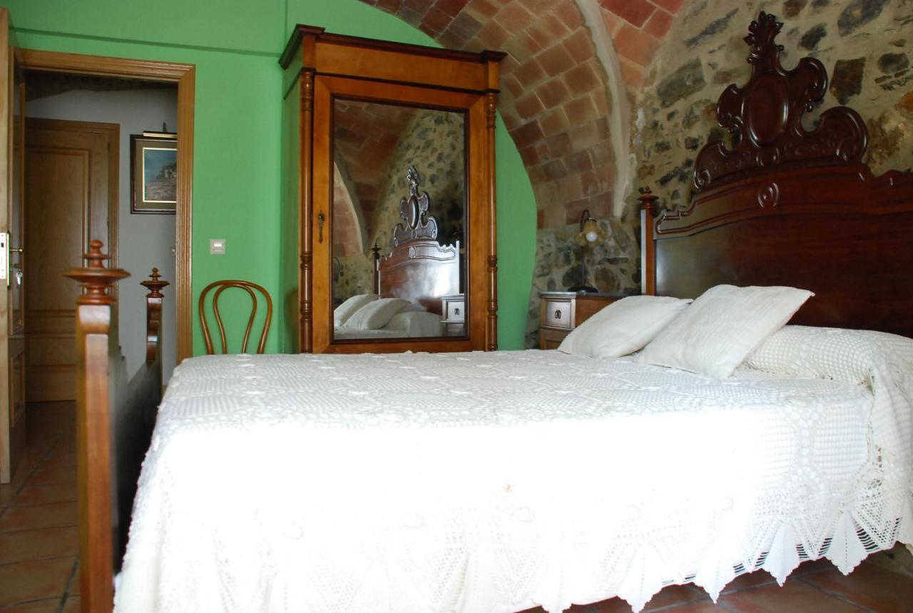 Apartament Can Garriga II I III Garriguella Zewnętrze zdjęcie